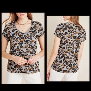 EUC Anthro T.La Lars V-neck Tee XS